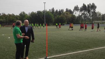 Perto de duas centenas participou na Festa do Futebol Feminino