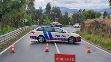Despiste de Moto 4 estrada do Sameiro faz dois feridos graves