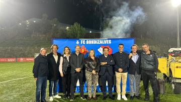 FC Gondizalves/Gil Vicente apresenta equipas e inaugura sistema de iluminação LED